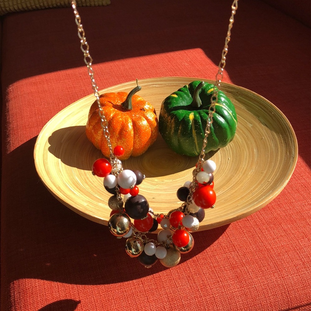Neckless - Picture 3 of 9